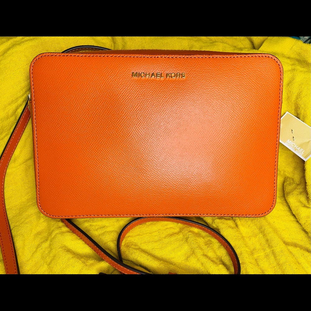 NWT Michael Kors Lg Chain Crossbody Burnt Orange